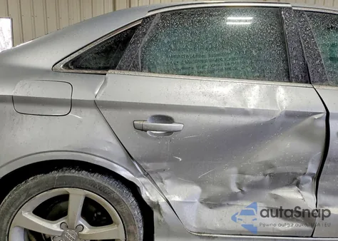 2015 Audi A3 Premium z USA, uszkodzony, nr VIN WAUBFGFFXF1067927